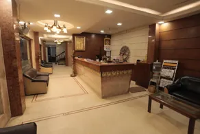 Hotel Raya's Annexe 1 - Image 3
