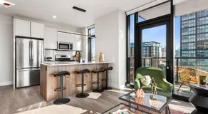 Avra Stylish Apartments Prime West Loop Location Near Union Park - Image 3