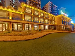 Phoenix Tree Resort Hotel - Image 5