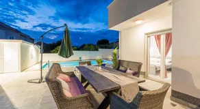 Villa Jana luxury apartments - Image 3