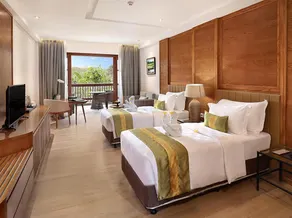 Stunning 1 BR Deluxe Room Pool view #L256 - Image 3