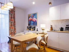 FlamingoHaven | Chic&Renovated 1BRwBalcony | PrimeSpot - Image 5