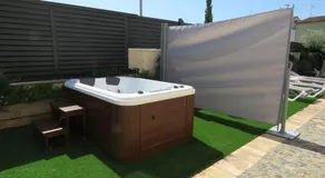 Escape to a spacious retreat with garden - Image 4