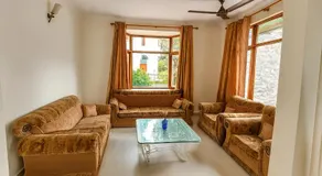 HillNesst -Private 3-Bedroom Mountain Home in Bhowali - Image 2