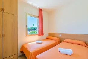 Rentalmar Pins Marina - Image 3