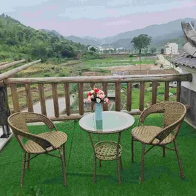 Wuyuanlou Wailou Boutique Homestay - Image 3