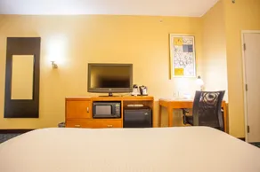 Fairfield by Marriott Inn & Suites Houston Channelview - Image 5