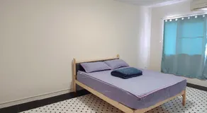 Bangkok villa with 3 bedrooms - Image 2