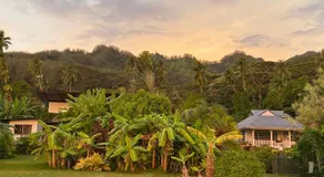 SUNSETVIEW, studio, private beach, amazing swim & sunset - Image 3