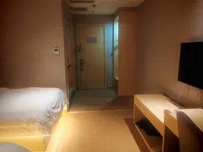 PAI Hotels·Guide Road Municipal Government - Image 4