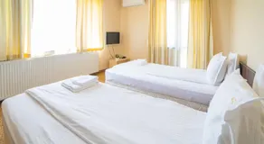 Ring Hotel - Image 2