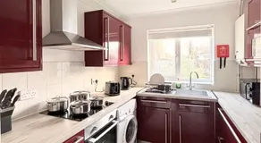 Stylish 3BR Cambridge Bungalow, Near Science Park - Image 3