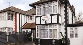 Wembley Park Hotel - Image 4