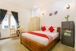 OYO 143 The K9 Central Hotel - Image 1