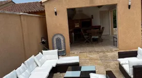 Magnifique maisonnette Dépendance avec Piscine - Image 4