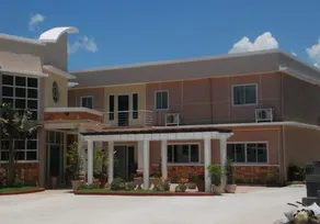 Regal Plaza Hotel and Drive IN - Image 4
