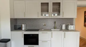Heart of Brighton Apartment - Image 5