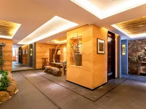 Star & Lake Hotel - Image 2
