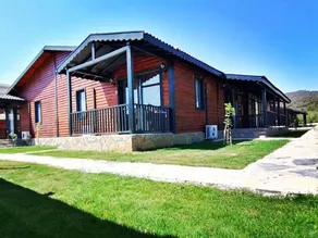 Summertime Bungalows - Image 4