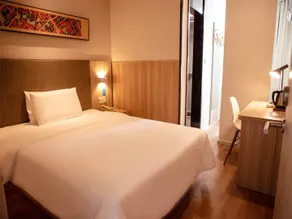 Hanting Hotel Xinxiang Pingyuan Road - Image 5
