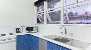 Exmouth Villas Unit 33 - Image 5