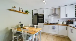 Casa Verde Belmont - Image 5