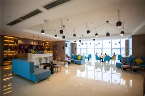 Echarm Hotel Wuhan Jiangxia Cultural Avenue Zhongbai Plaza - Image 2