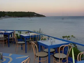 Hotel Karyatides - Image 2