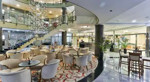 Kings Park Hotel - Image 3