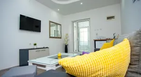 Villa Beautiful - Image 2