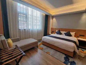 Jinlan'ou Hotel (Pingchang Chunguangyuan Commercial Pedestrian Street Branch) - Image 2