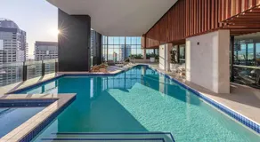 La Jolla Holiday Broadbeach - Image 3
