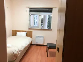 Alpine Guesthouse - Image 2