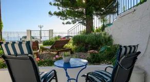 Little cozy room by the sea - Image 5