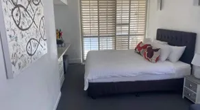 On Hastings Street Studio, Noosa Heads - Image 2
