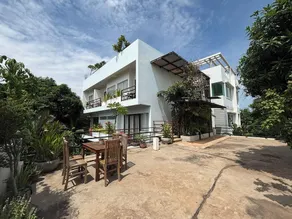 Sam So Boutique Villa - Image 3