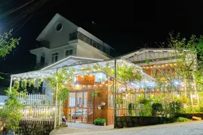 D Home 2 Hung Vuong, Valley View BBQ Garden - Image 2
