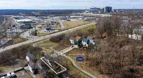 Tremont! 7 min to downtown Cleveland - Image 4