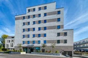NYCE Hotel Ulm - Image 3