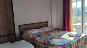Rock Rooms - Image 2
