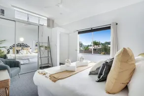 Leumeah - A Modern Townhouse in Cairns - Image 5