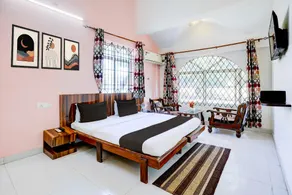 Collection O Goa Sernabatim Beach - Image 2
