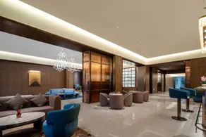 Wuhan Donghu Yuejiazui Crystal Orange Hotel - Image 2