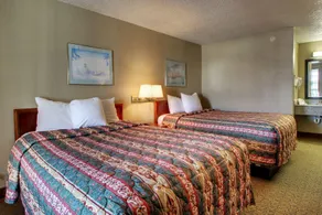 Key West Inn Wetumpka - Image 5