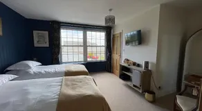 Redvers Retreat - Image 2