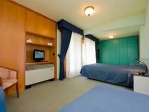 Fantinello Hotel - Image 2