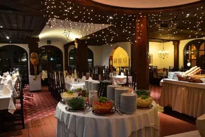Schlosshotel Rosenegg - Image 4