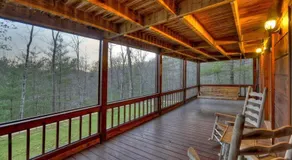 Big Buck Lodge - screenet veranda | Fire Pit | Aska Adventure Area - Image 5