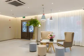 Home Inn Neo Shanghai Xujiahui Wanping South Road - Image 5