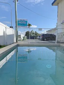 Aqua Blue Motel - Image 4
